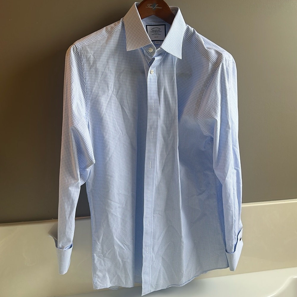 Charles Tyrwhitt Men's Blue and White Dress Shirt